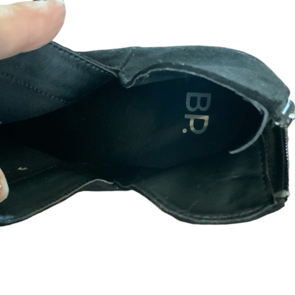 BP BOOTIES BOOTS faux suede side cut outs back zipper size 9 black - Picture 8 of 9